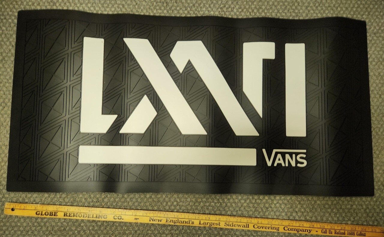 VANS Skateboard Snowboard BMX Surf  LXVI BIG Rubber Shop Doormat NEW Old Stock