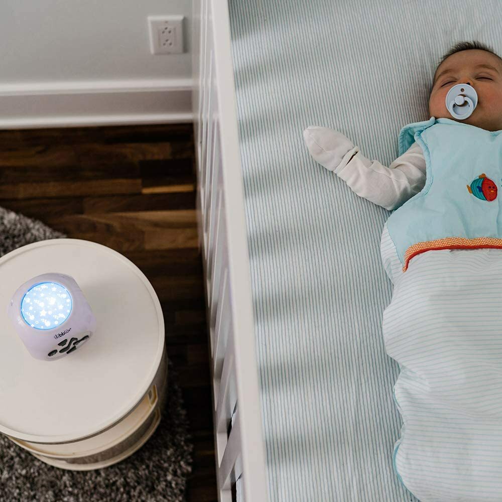 bblüv Kübe Sound Activated Musical Nightlight with Projection