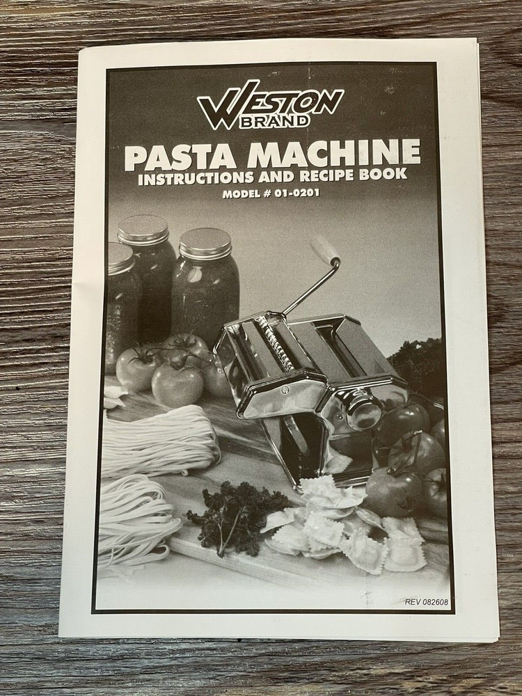 BED BATH & BEYOND Pasta Machine Stainless Steel Spaghetti Noodle Maker RollerNEW