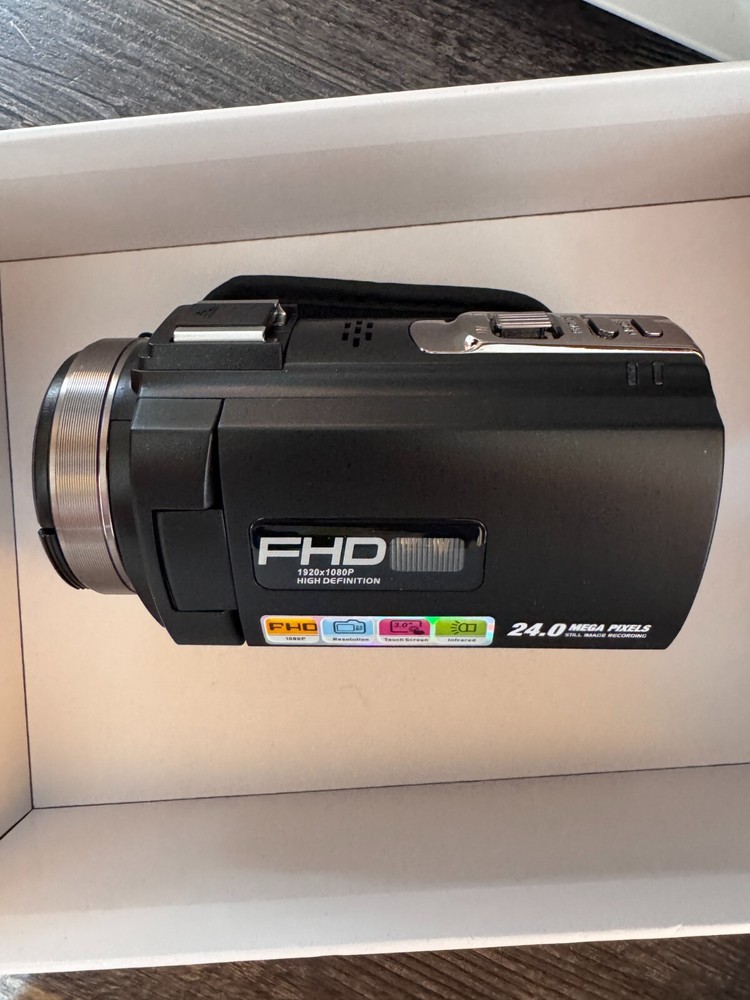 Digital Video Camera Full-HD 1920x1080 New Never Used