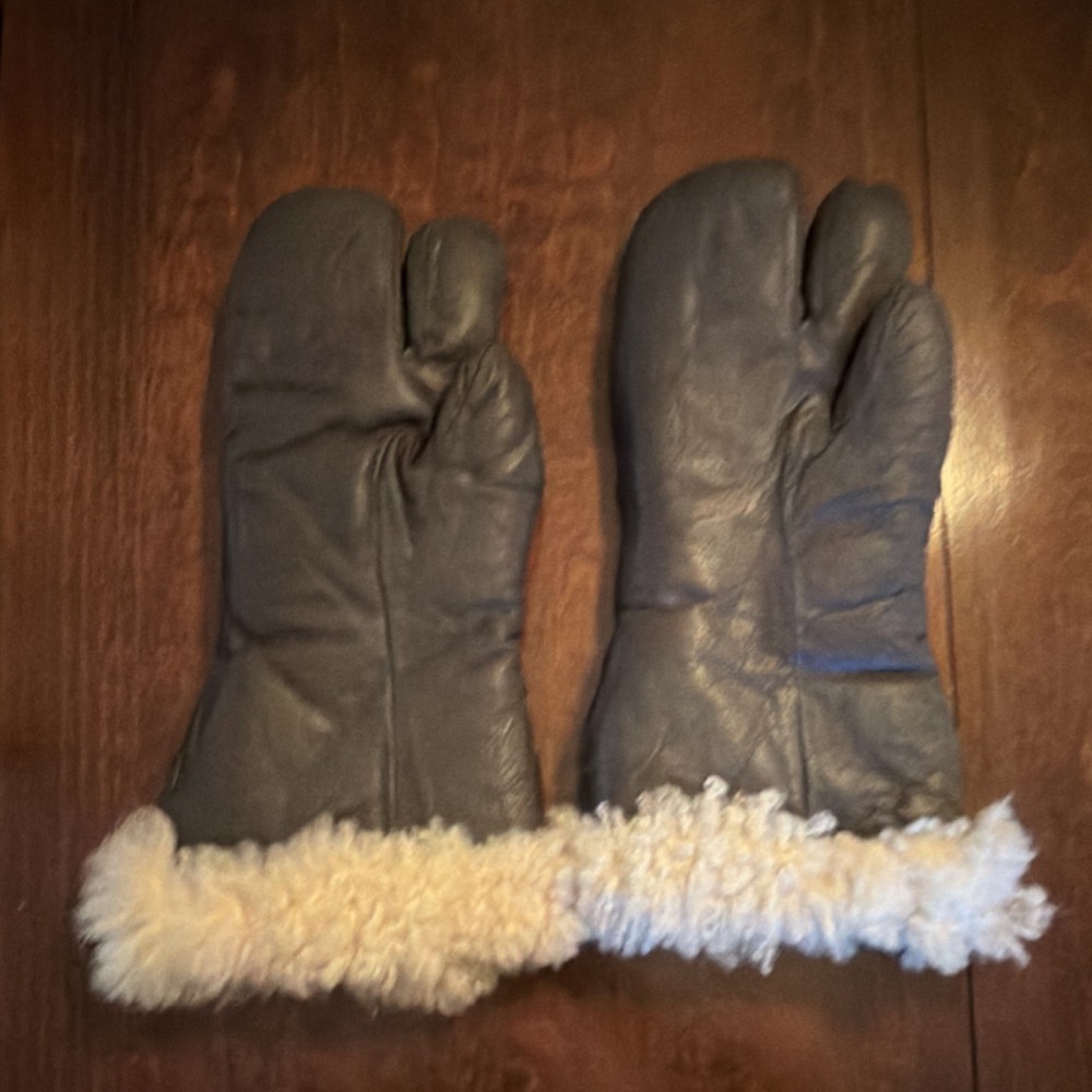 2 RIGHT HAND WWII USN Leather Shearling Mittens Large Original Military Gear