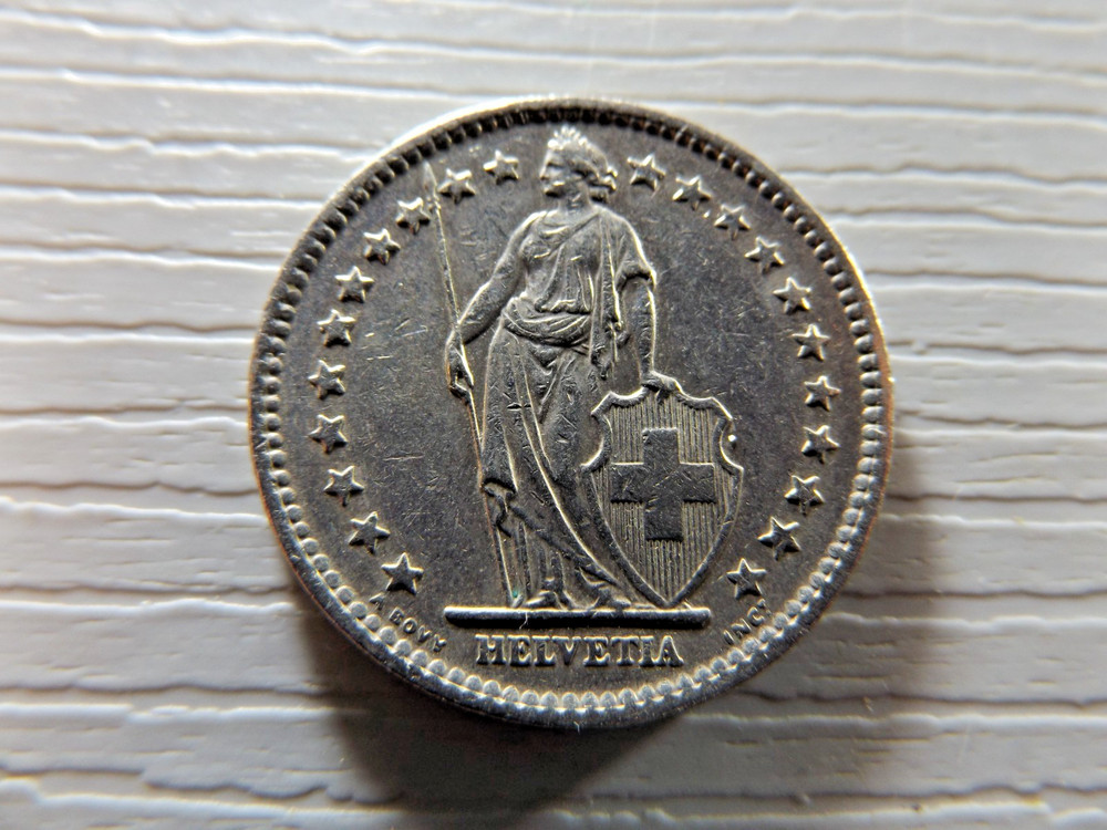 SWITZERLAND 1981 2 Francs