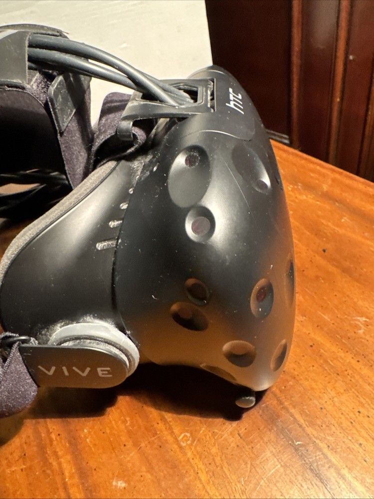 HTC Vive HEADSET ONLY