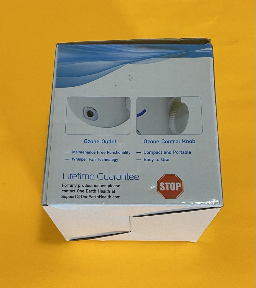 Air Purifier Freshspace RA-100 Mini Ozone Generator - White Working