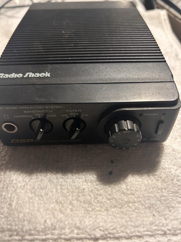 Radio Shack DSP 40 Noise Reduction System Digital Signal Processor