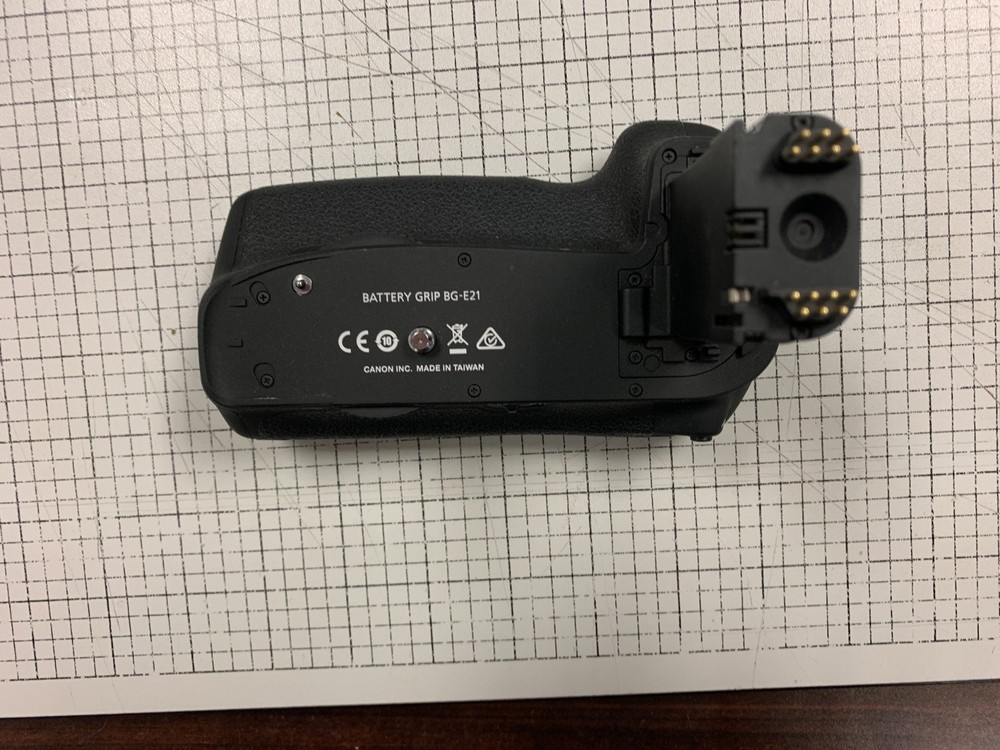 Canon BG-E21 Battery Grip for 6D Mark II