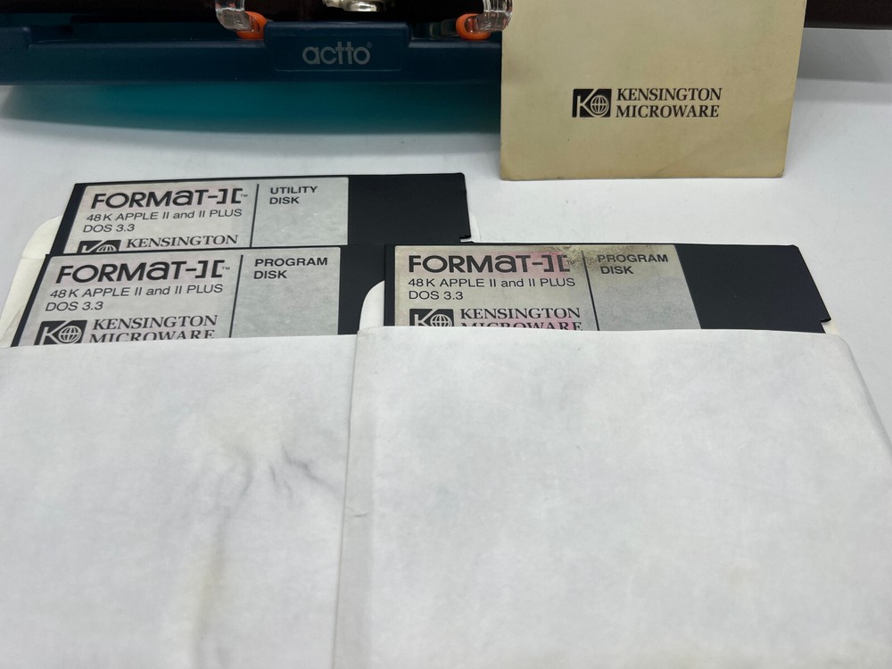 VERY SCARCE Format-][ Word Processing System Kensington Microware Apple II /Plus