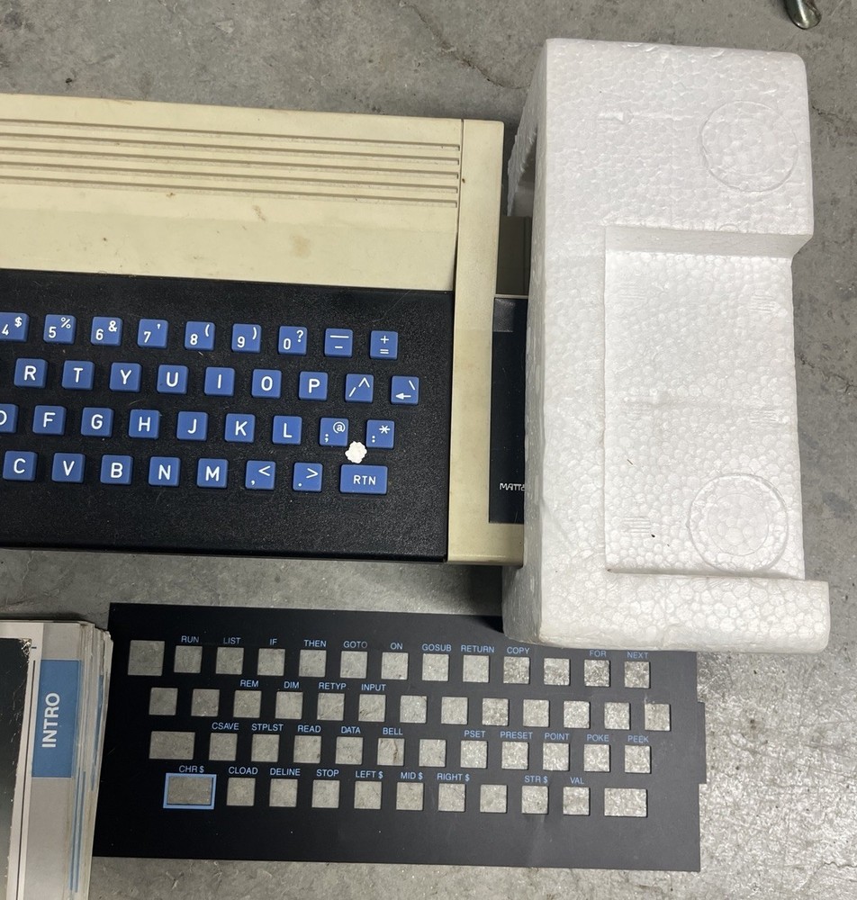 Aquarius Computer System Mattel 1983 #5931 UNTESTED Box Inserts Manual + MORE