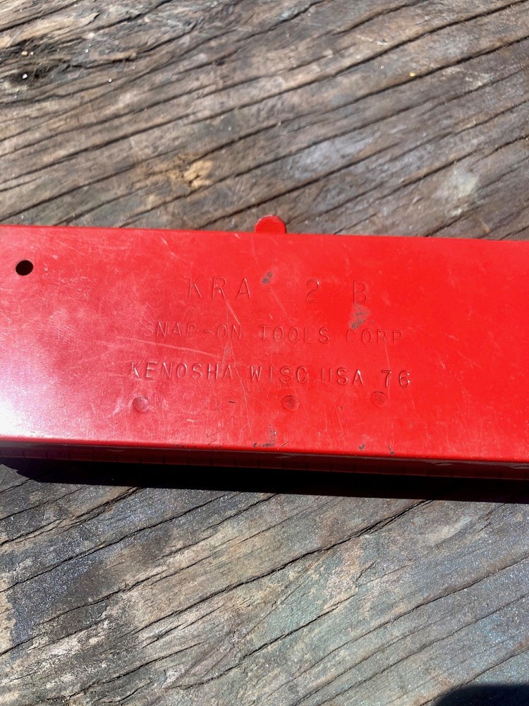 SNAP-ON TOOLS Vintage Socket Set Box KRA-222B