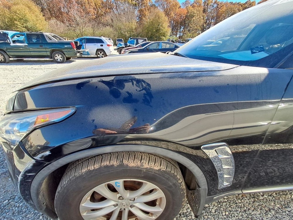 FX35 2012 Glove Box 4867240