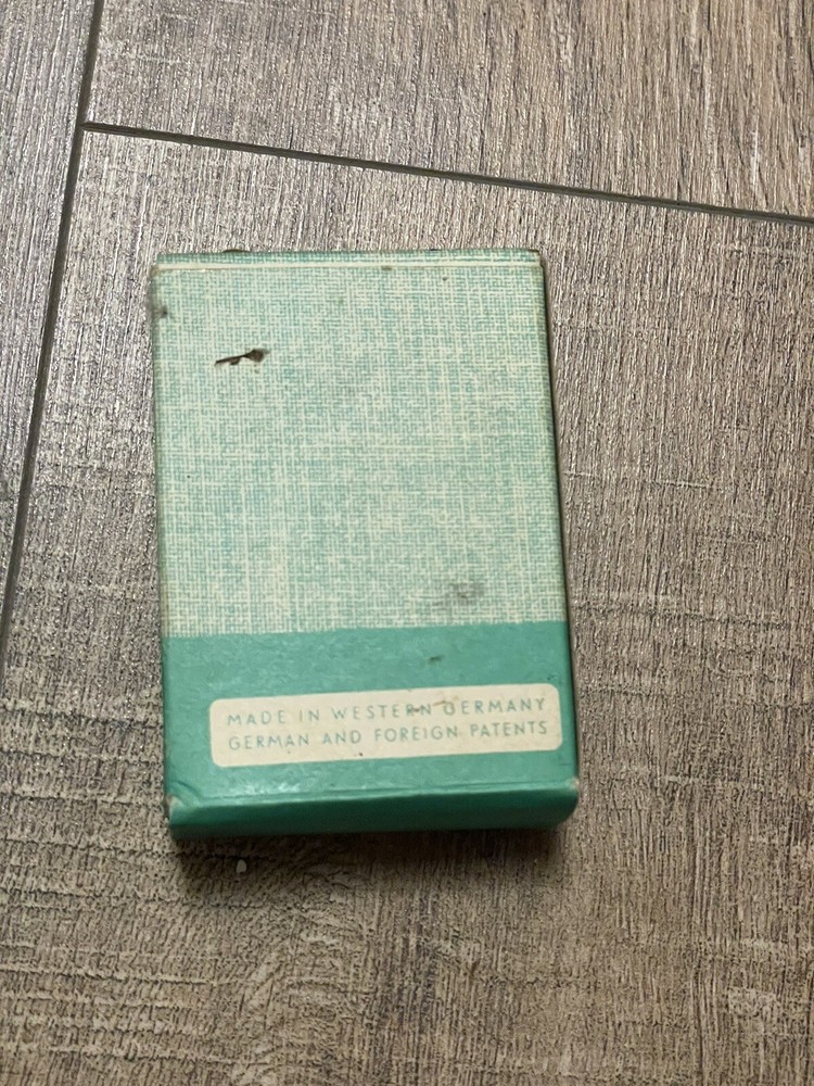 Vintage Witch Automatic Needle Threader w/ lnstructions Germany