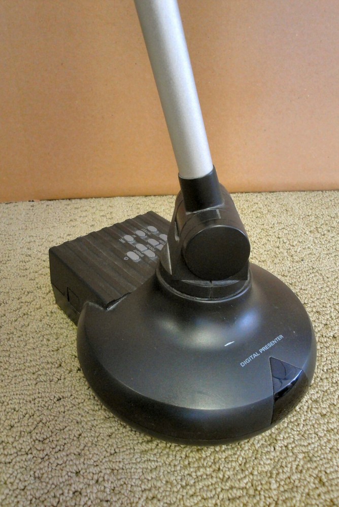 Samsung SDP-850 Digital Presenter/High-Resolution Projector