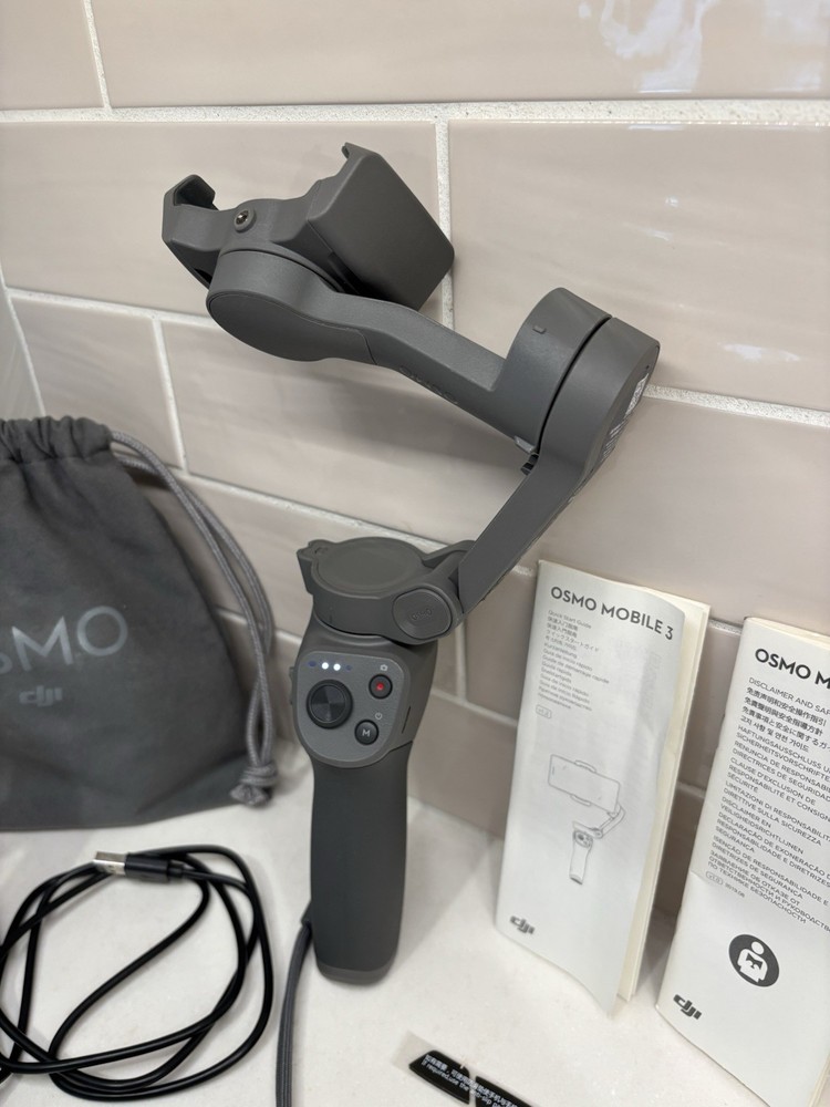 DJI Osmo Mobile 3 OF100 Combo Gimbal Stabilizer with Tripod