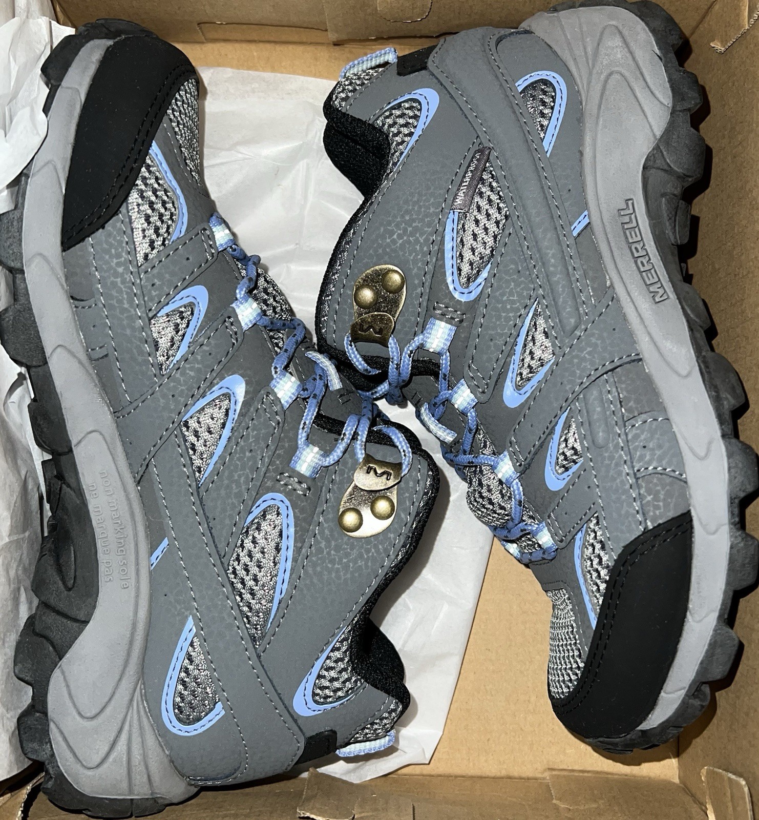 Merrell Moab 2 Mid Hiking Boot Girls Size 2M