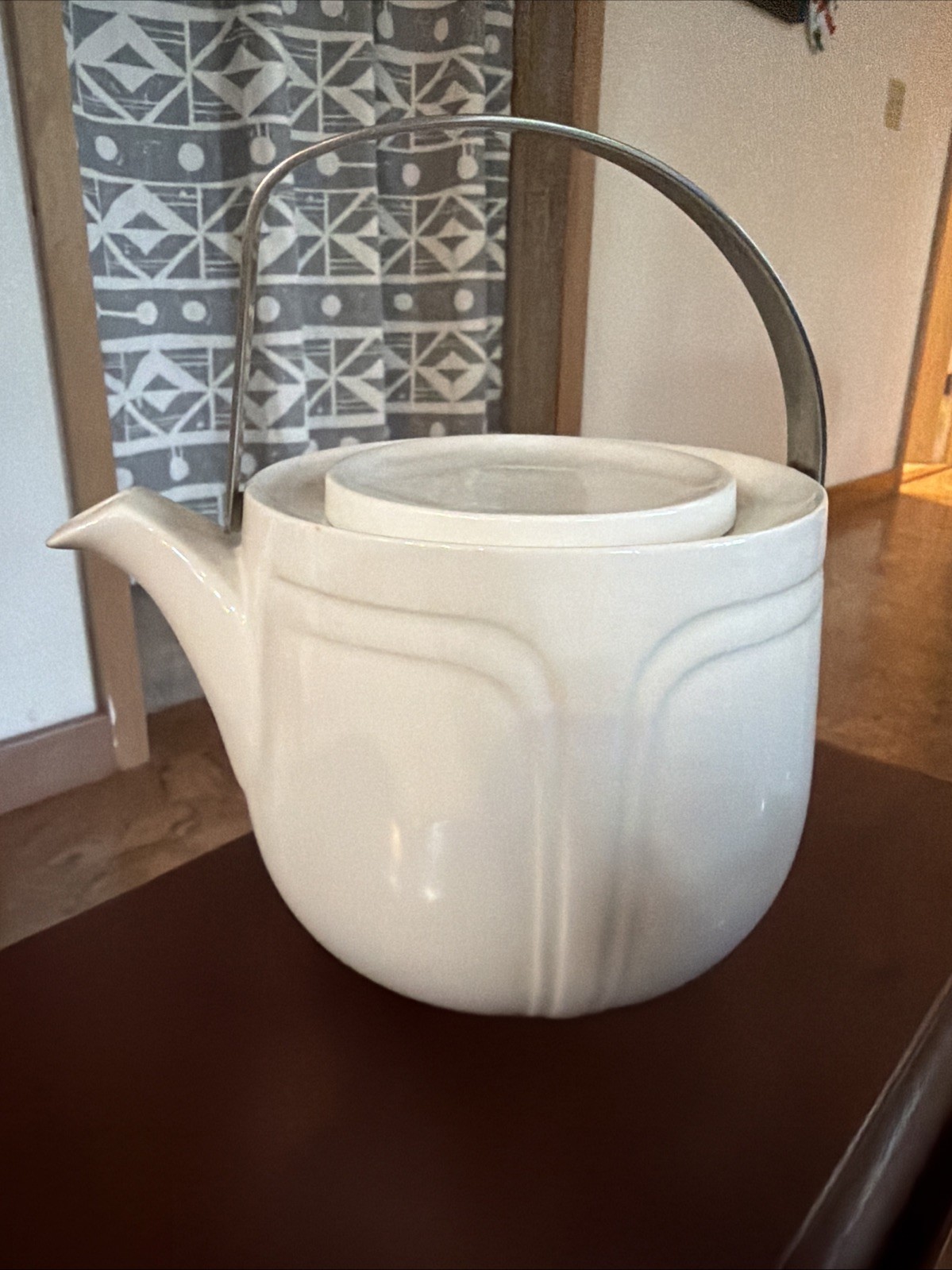 Vintage Johnson Brothers white coffee pot from the "Vogue (Flowers Center)"