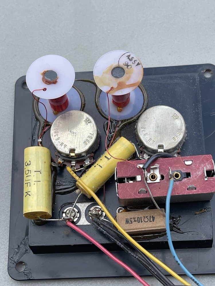 cerwin vega hed-1230 crossovers (pair)