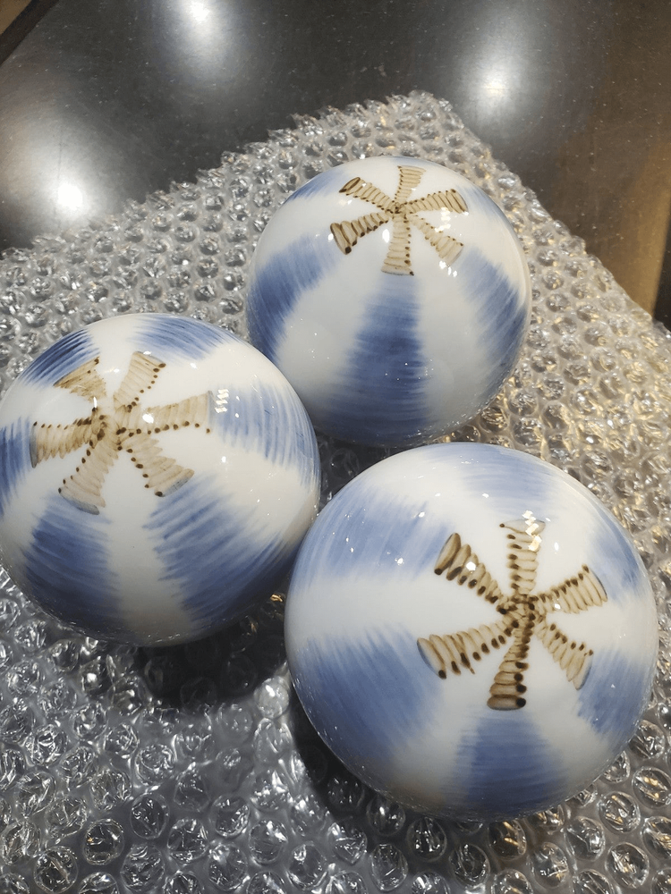 Set of 3 Decorative Balls