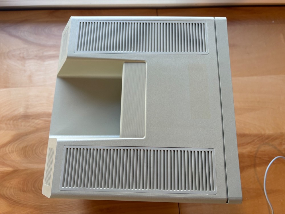 Macintosh 1984 128k computer - Recapped & Restored - Apple Mac M0001