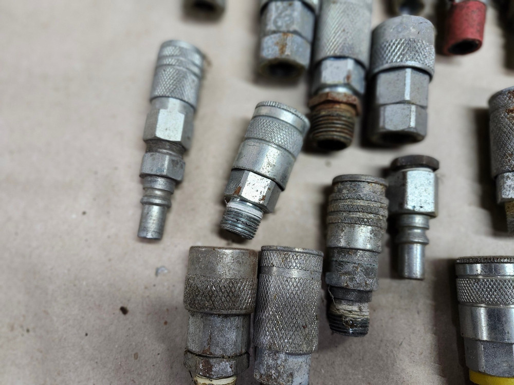 AIR TOOL FITTING ASSORTMENT