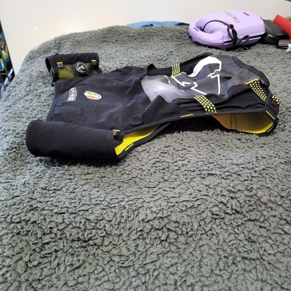 Raidlight Responsiv 10L+2x600ml Hydration Vest