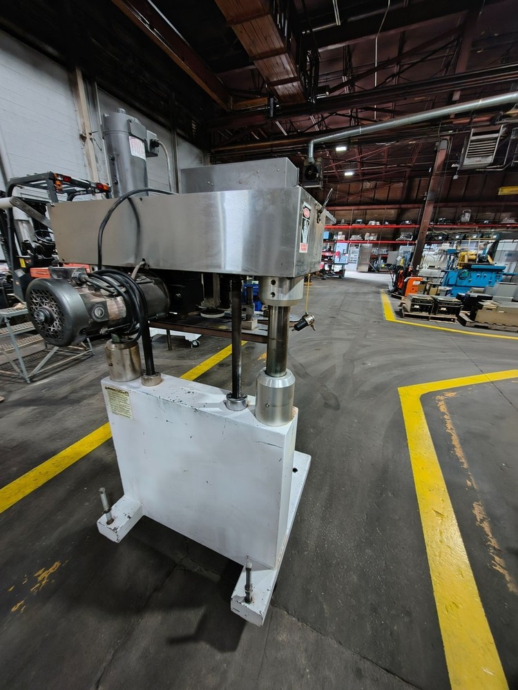 KAPS-ALL 4 SPINDLE CAPPING/RETORQUER MACHINE F-4 MODEL