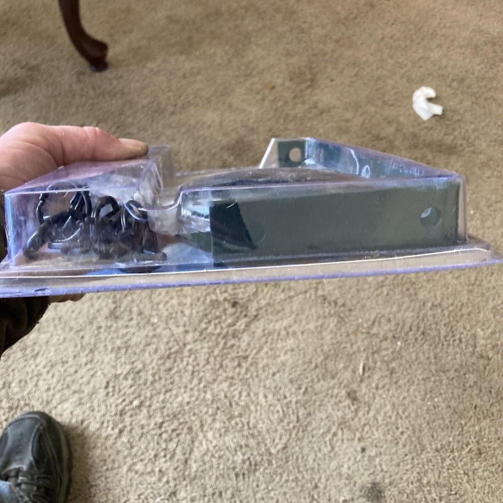 Woodlink Squirrel-Go-Round Squirrel Feeder Unopened