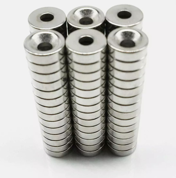 Countersunk Ring Round Disc Strong Magnet N35 Rare Earth NdFeB Magnet With Hole
