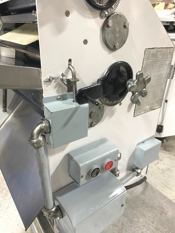 Dough Roller Sheeter/Pizza Acme R-11 / 20" Countertop /4 Roller /2 steps