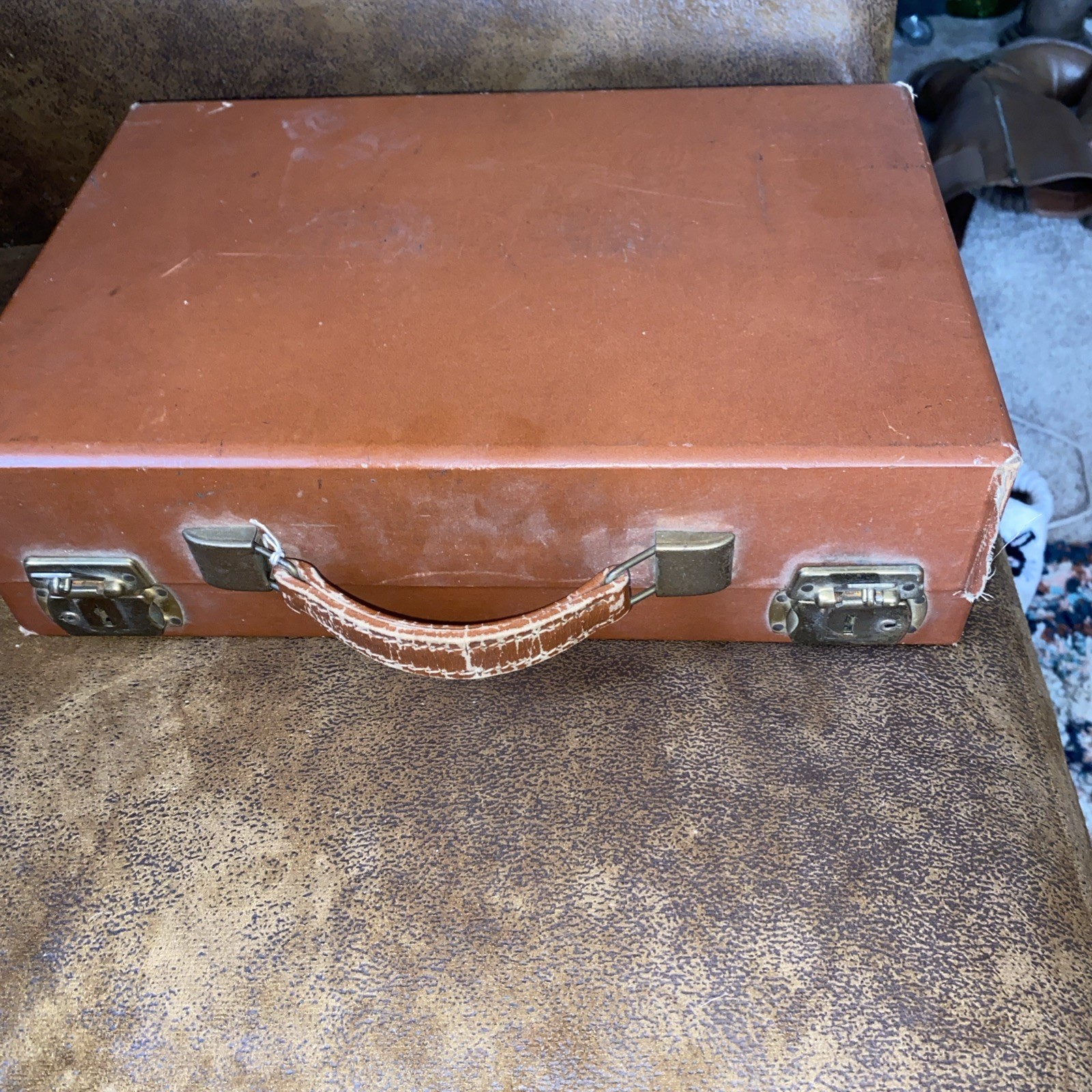 Rare 1950's Micro Bell Portable Sewing machine Case No Cord Green Model MB