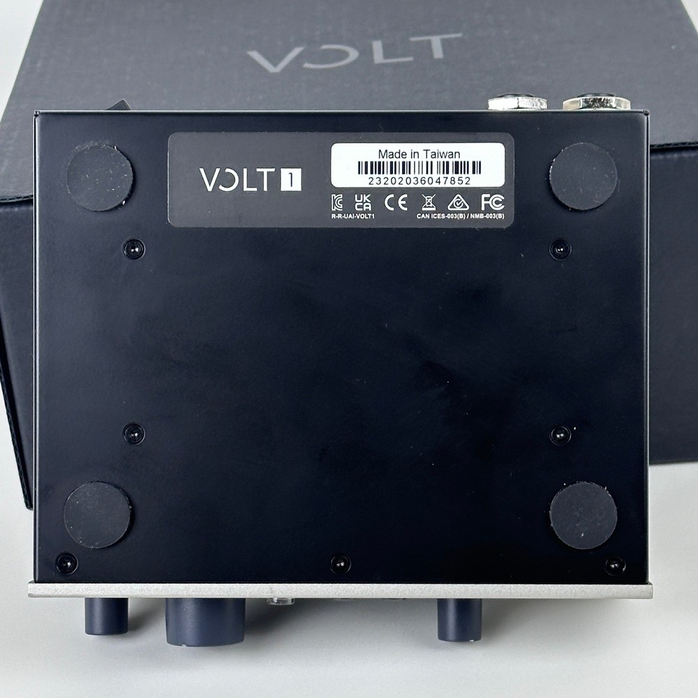 Universal Audio Volt 1 USB Audio Interface Vintage Preamp Mode MIDI XLR Cable