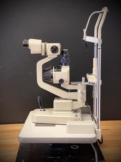 Topcon SL-2E Slit Lamp-Good Condition!