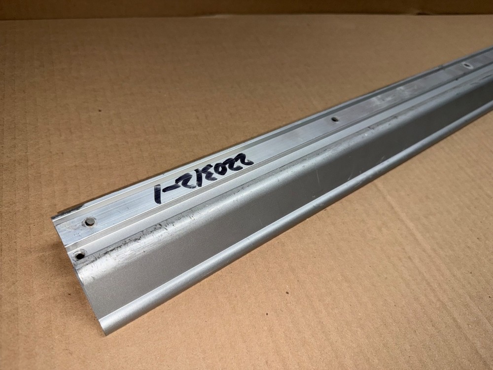 KORG TRINITY PRO LOWER HOUSING PANEL (UNDER KEYS)