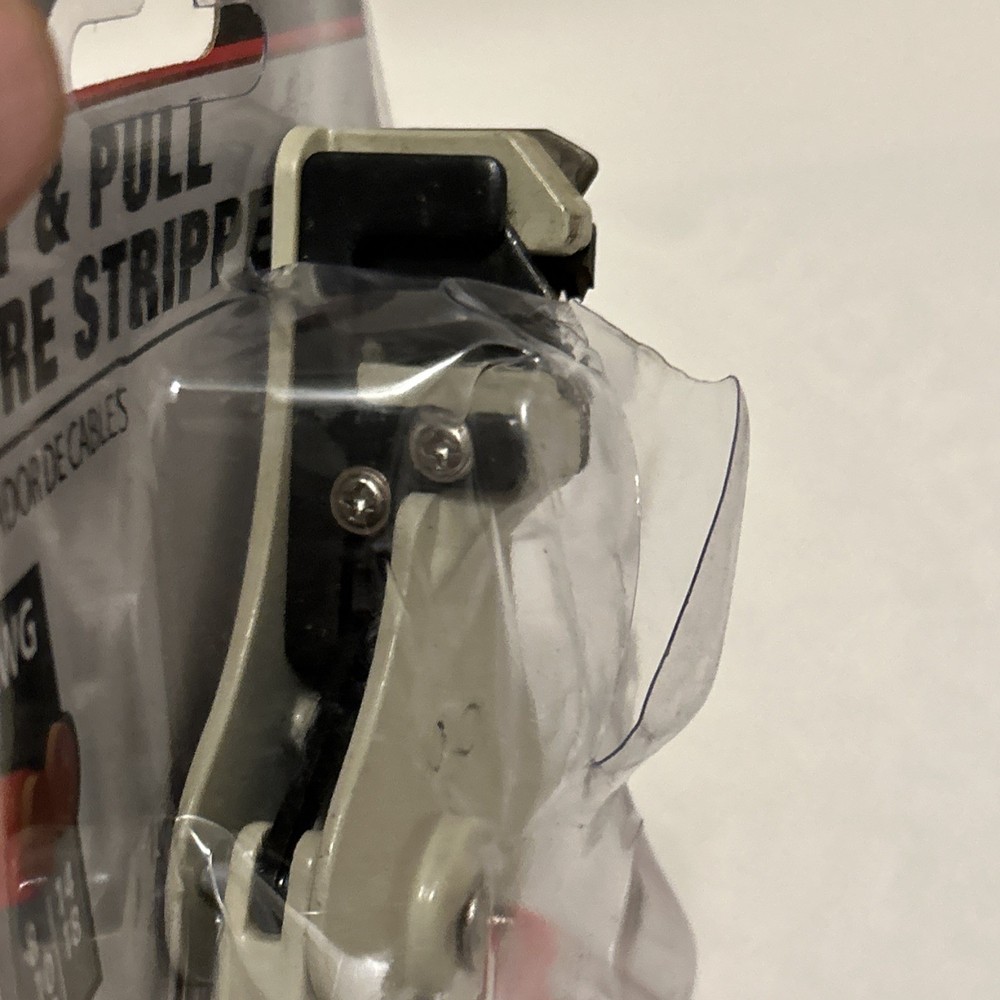 PERFORMANCE TOOL CUT AND PULL WIRE STRIPPER W200