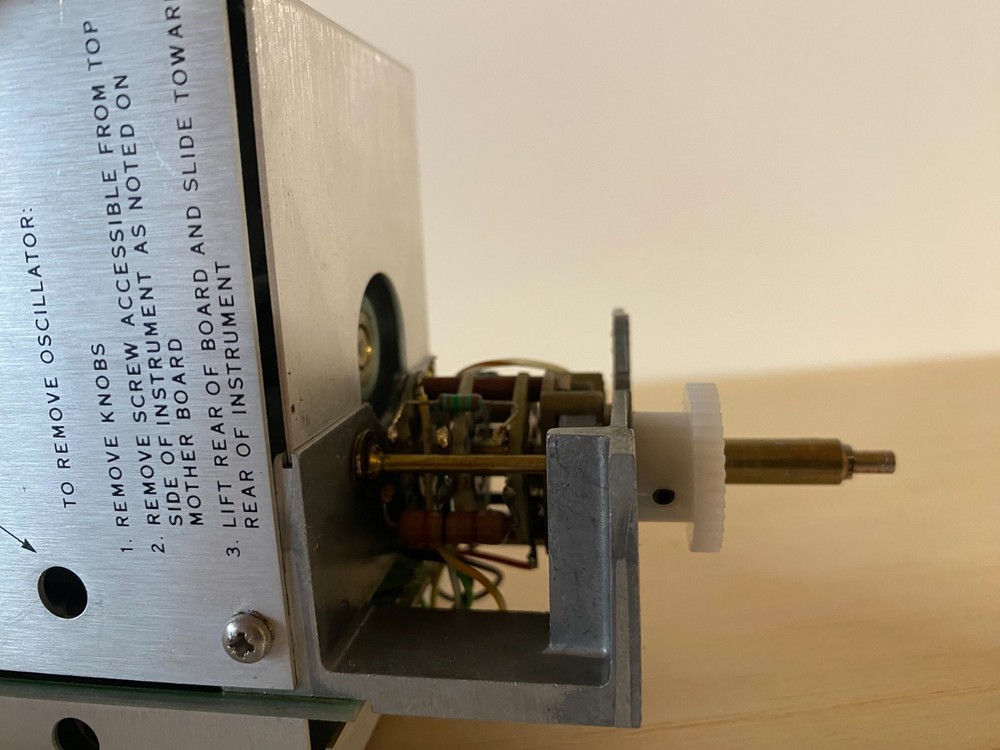 HP 8640B -A11 Module, w/knobs (Variable Freq Modulation), opt 001, FULLY TESTED!