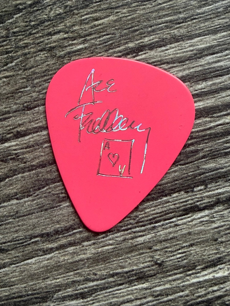 Kiss Guitar Pick ACE FREHLEY D'Andrea Bad Boys Tour Pink Silver Vintage Kiss