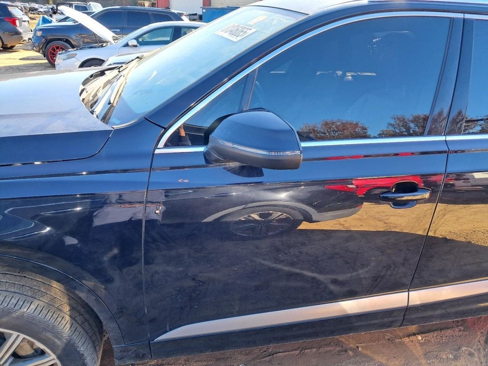 Fuse Box Engine Fits 17-24 AUDI Q7 4849922