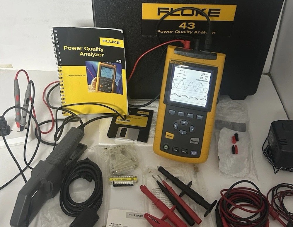 Fluke 43 Power Quality Analyzer Maintain power systems, troubleshoot problems