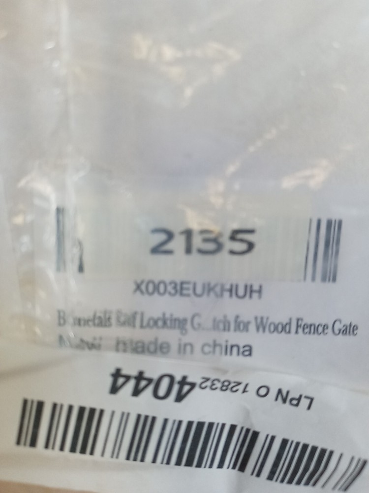 BD Metals Self-Locking Gate Latch Post Mount Automatic Gravity Lever Wood Fence