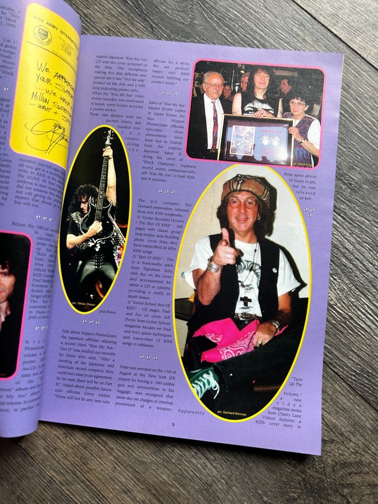 KISS Fanzine Magazine KISS STRIKE #37 1995 Italy Ace Frehley Singer Vintage Kiss