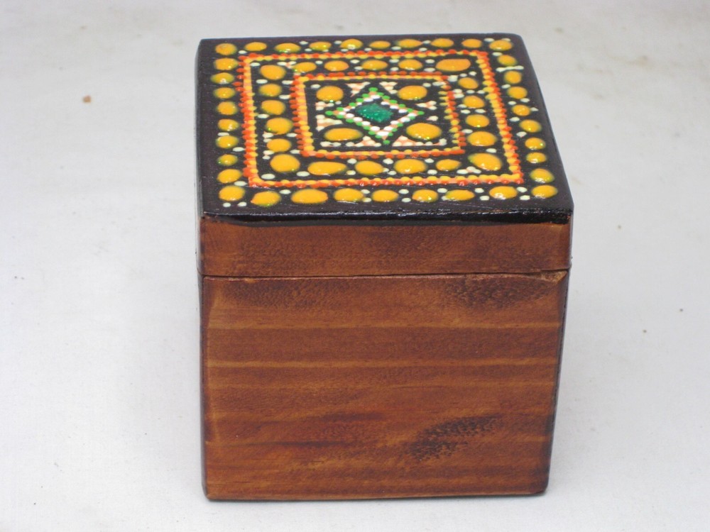 Punta Cana wood cube box painted souvenir lidded art container