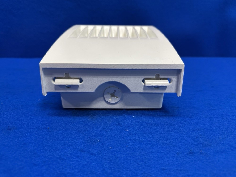 EATON/LUMARK Crosstour LED Wall Pack 18W