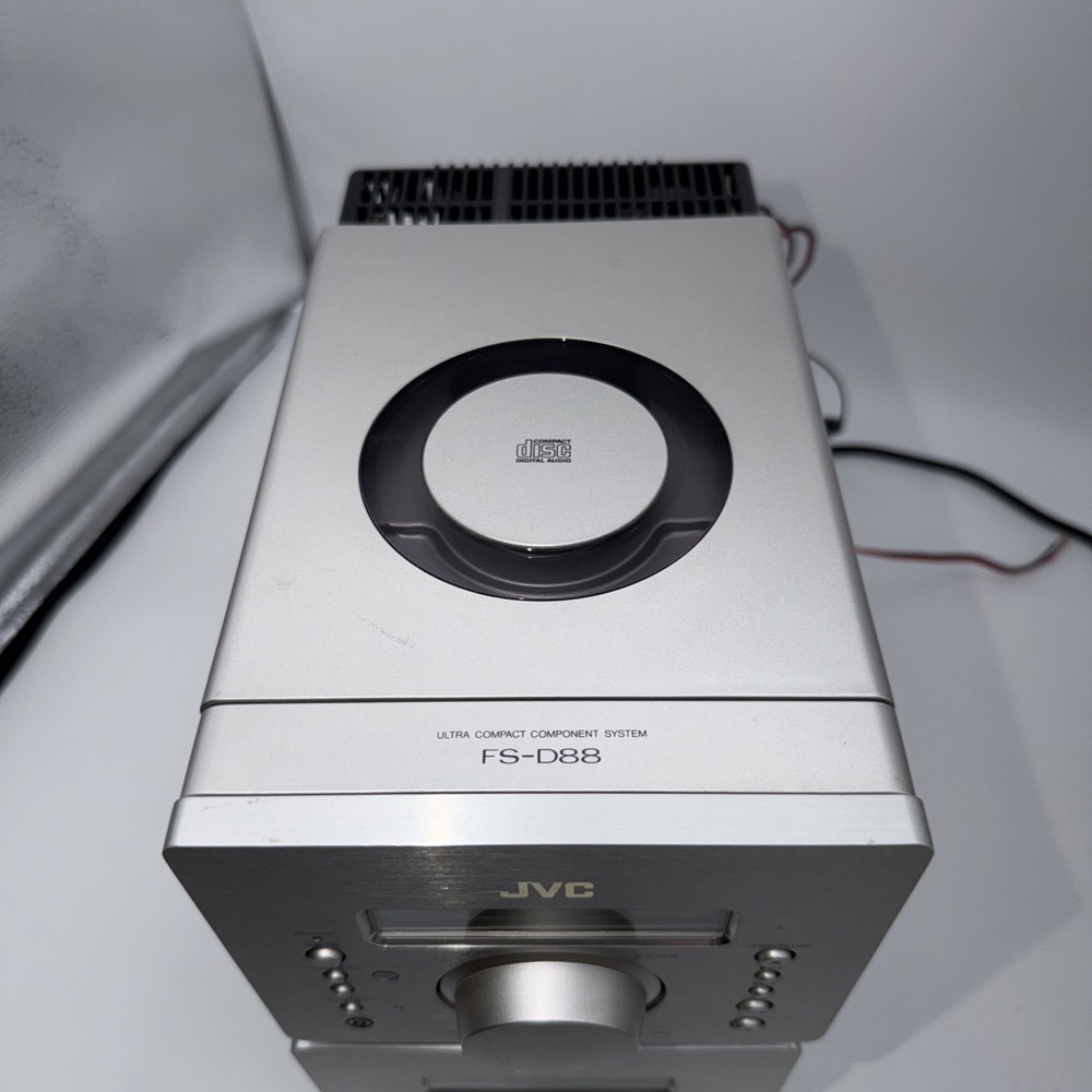 JVC FS-D88GD mini stereo system CD/Tape Cd works read description