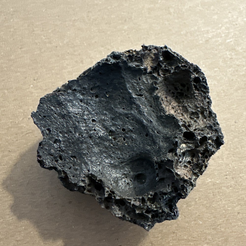Icelandic Lava, Pumus