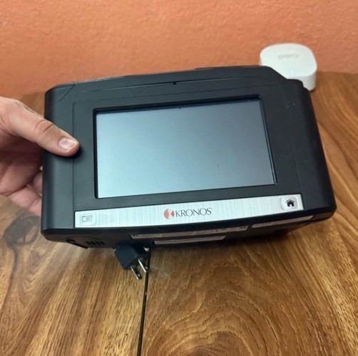 KRONOS INTOUCH 9000 8609000-028 BAR CODE BADGE READER BIOMETRIC TIME CLOCK