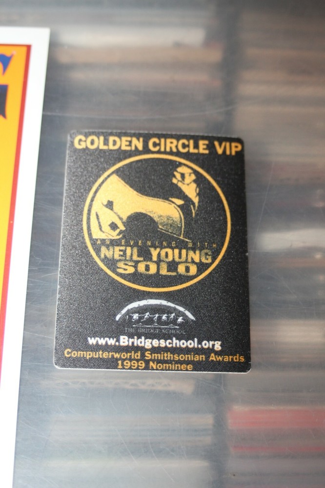 Neil Young - Concert Flyer + Unused Backstage Pass - FREE POSTAGE - lot #13