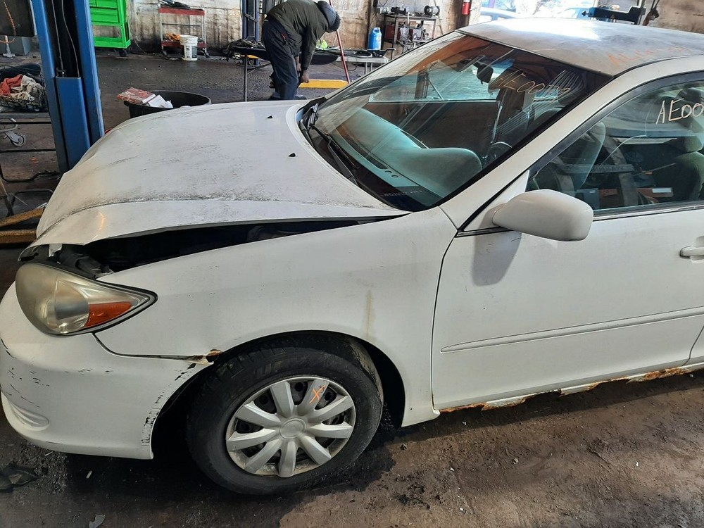 CAMRY 2003 Glove Box 1084967