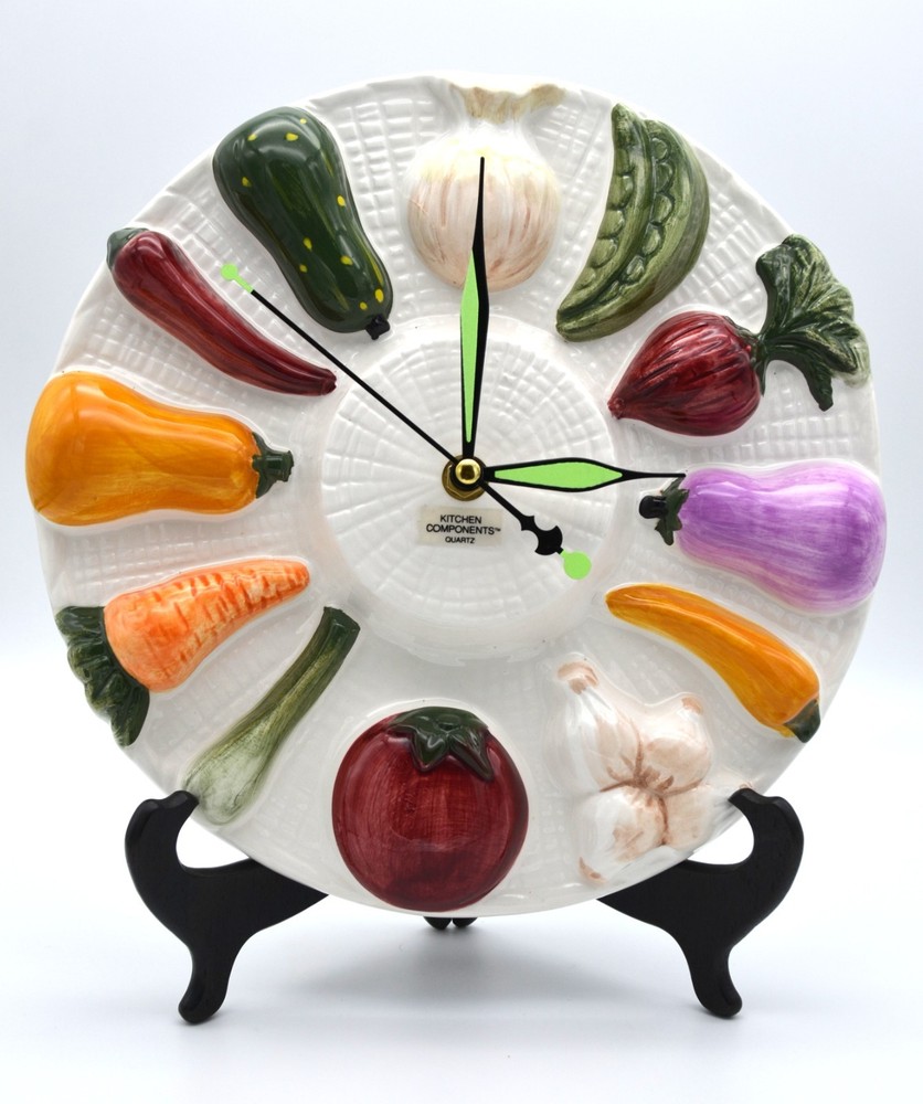 VTG AMC Kitchen Components 3D Vegetable Wall Clock Ceramic Quartz Works