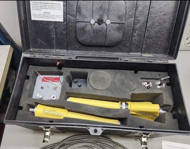 Bierer PD25 Voltage Detector Meter - 25kV Utility Tool - Used