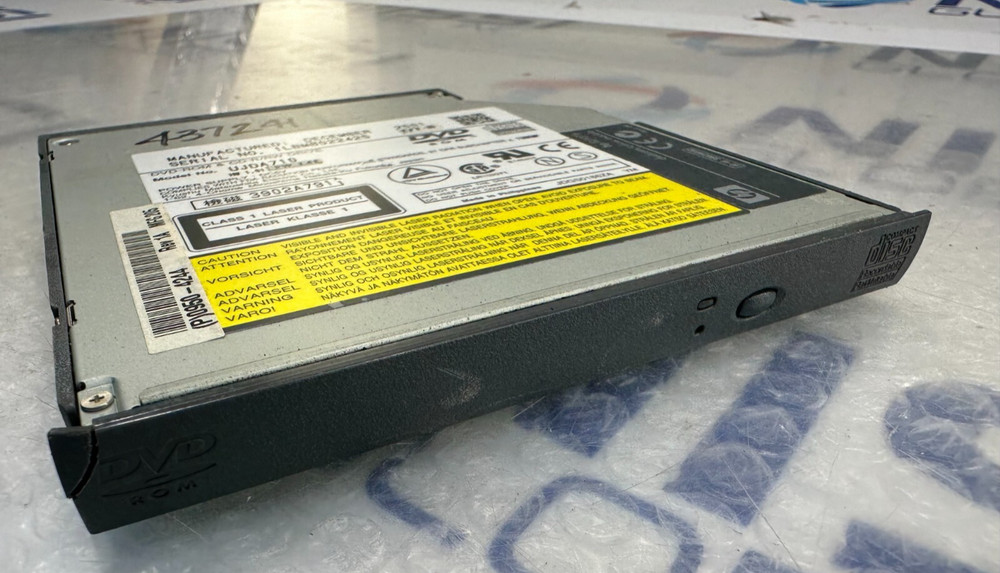 Recordable CD/ CDRW/ DVD Combo Drive (UJDA710)