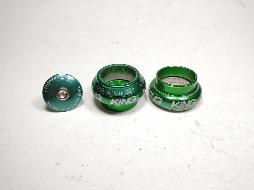 Chris King 1-1/8" NoThreadset - GREEN